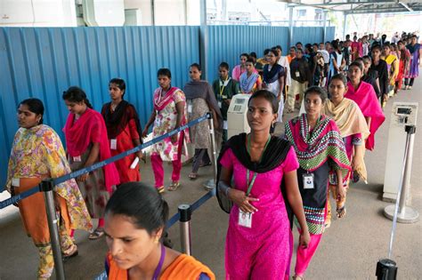 Foxconn’s latest lockdown is India’s big chance to become Apple’s ...