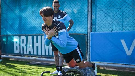 Grêmio abre o jogo e se manifesta sobre situação de Geromel confira