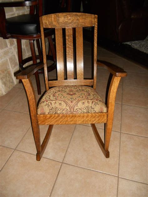 Oak Rocking Chair #506 - Mark's Antique Furniture