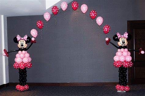 Minnie Mouse Balloon Arch