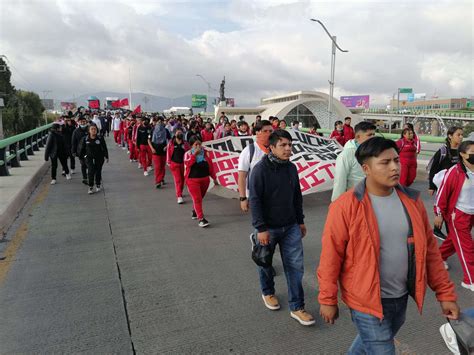 Estudiantes De El Mexe Provocan Caos Vial En Pachuca Bloquearon El