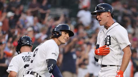 Right Guy Right Spot Kerry Carpenter S 3 Run Homer Lifts Tigers Over Royals