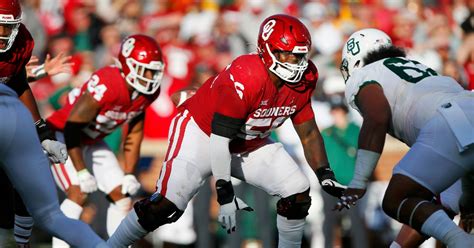 Former Oklahoma Sooners Interior Offensive Lineman Chris Murray Signs