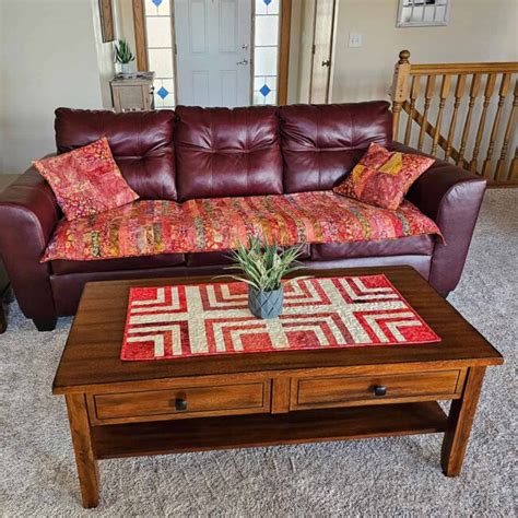 Quarter Square Log Cabin Table Runner Freemotion By The River