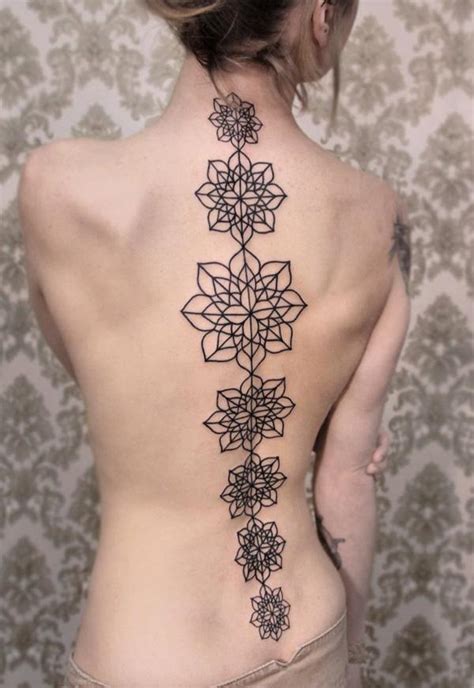 40 Spine Tattoo Ideas For Women Art And Design