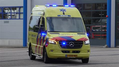 Primeur A Nieuwe Ambulance Post Eindhoven Noord Met Spoed