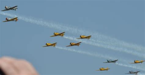 T Formation Thunder Over Michigan Fighter Jets Thunder Fighter