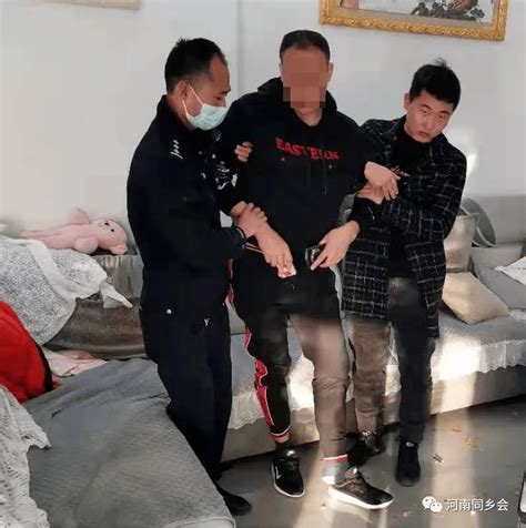 5分钟抓获！邓州高集街某店内一名男子竟是逃犯！ 李某亮