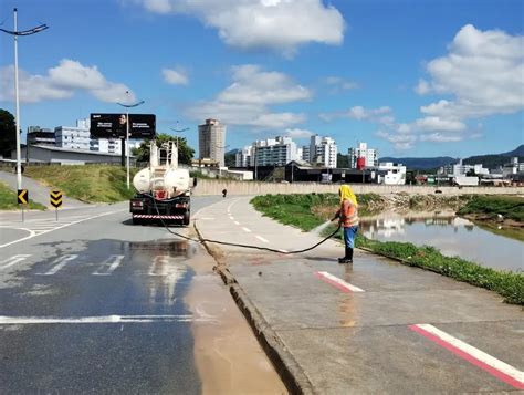 Mutirão De Limpeza é Realizado Em Diversas Localidades