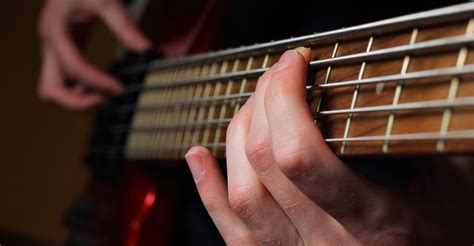 Consejos Para Aliviar Los Dedos Cuando Empiezas A Tocar Guitarra