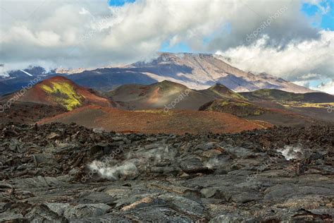 Campo De Lava En El Volc N Tolbachik Despu S De La Erupci N En 2012 En