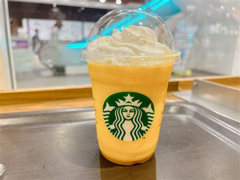 スタバの「マンゴー パッション ティー フラペチーノ」のおすすめカスタム6選！ イチオシ