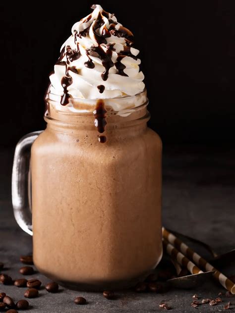 Easy Mocha Frappuccino - Camila Made