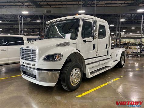 Freightliner M Toy Hauler Wow Blog