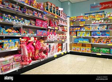 Toyshop Fotograf As E Im Genes De Alta Resoluci N Alamy