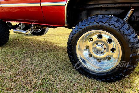 Lot 554 1 1988 Chevrolet K5 Blazer Custom Suv Barrett Jackson