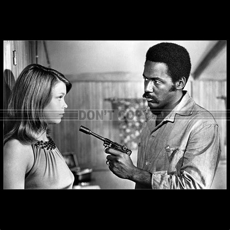 Photo F022509 Neda Arneric And Richard Roundtree Shaft In Africa 1973