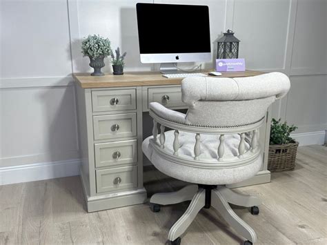 130cm Shaker Oak Desk With Beige Captains Office Chair Farmhouse