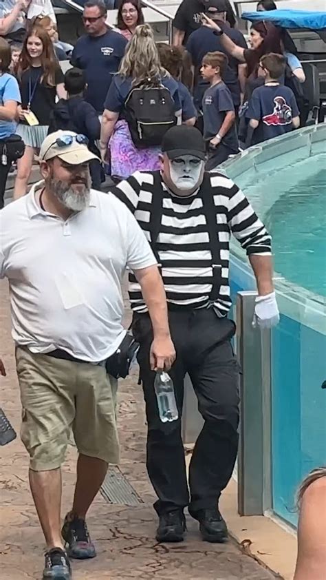 Tom Mime Seaworld Imitating This Man 😂🤣 Seaworldmime Funny Shorts