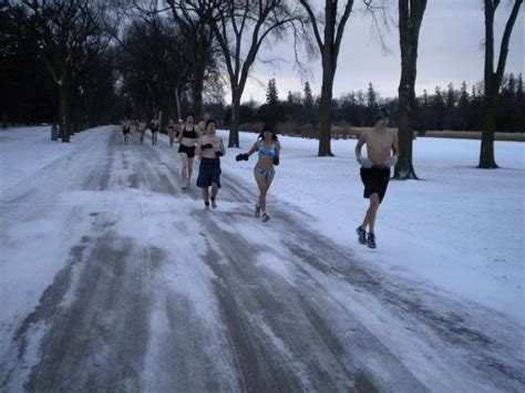 Winnipeg barefoot Runners: Winter Barefoot Running Challenge - 2012/2013