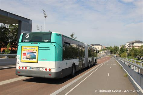 Bus Bn Ej Sur La Ligne Ratp Cr Teil Photos De