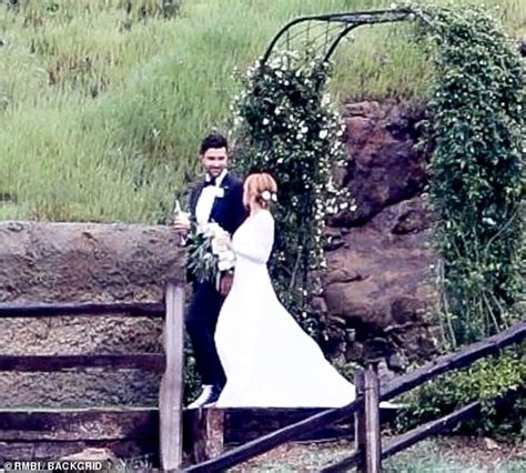 Brittany Snow Marries Realtor Tyler Stanaland In Romantic Low Key