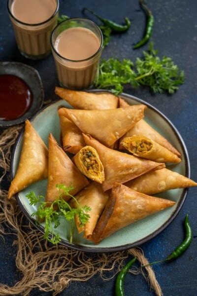 Mutton Keema Samosa Recipe Using Samosa Patti Video