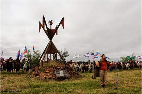 DÍA DE LA NACIÓN CHARRÚA HISTÓRICO EVENTO SOBRE SALSIPUEDES EN EL