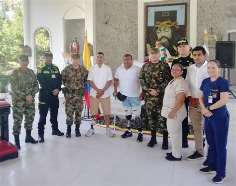 Polic A Nacional Y Ej Rcito Conmemor El D A De Los H Roes