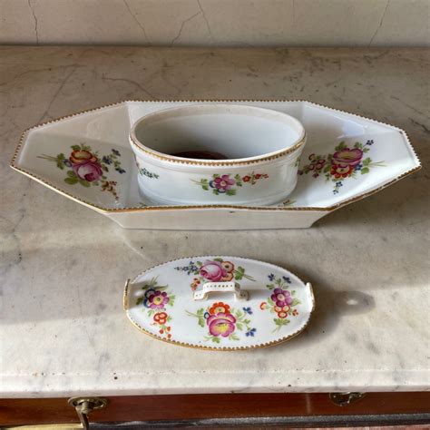 Proantic Manufacture De Boissettes Beurrier En Porcelaine D Cor