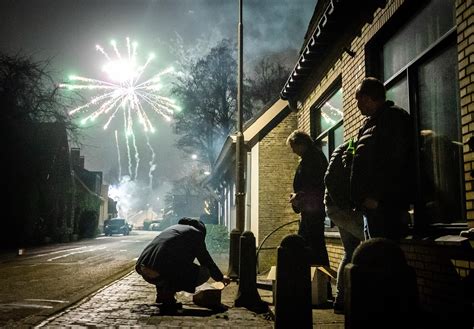 Van Overlast Melden Tot Knallers Kopen Dit Wil Je Weten Over Vuurwerk