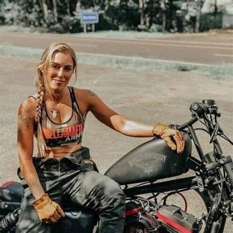 Pin By Rafael Horacio P Rez On Motos Girls Lady Riders Motorcycle