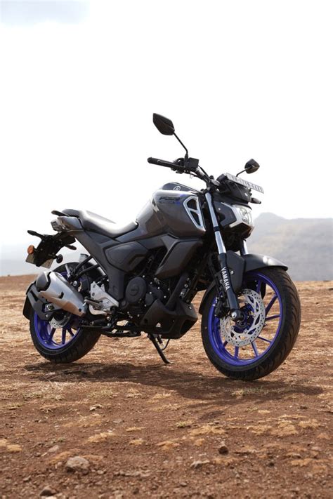 Yamaha FZ FI Price Mileage Specs Images Of FZ FI