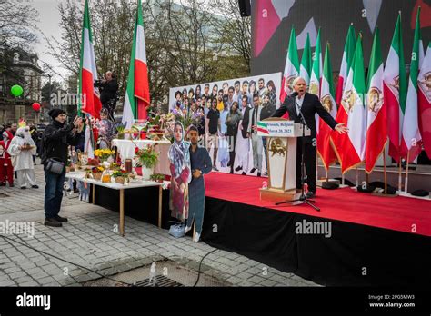 Nicolas Landemard Le Pictorium Demonstration Of Iranians At The