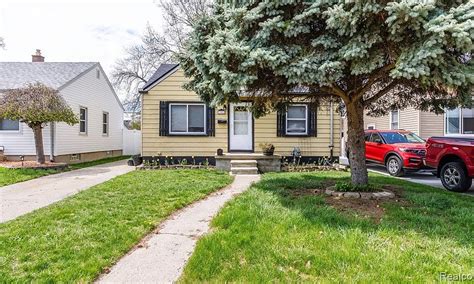 1552 Lindbergh St Wyandotte Mi 48192 Zillow