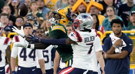 Patriots Cb Isaiah Bolden Carted Off With Injury Game Vs Packers