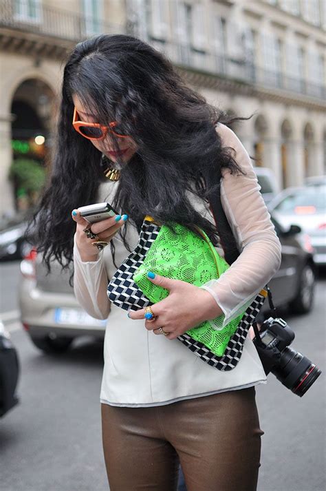 Sunday Inspiration Neon Bags Trendycrew