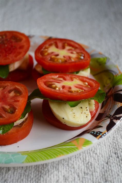 Caprese Salad Sandwich – Gayathri's Cook Spot