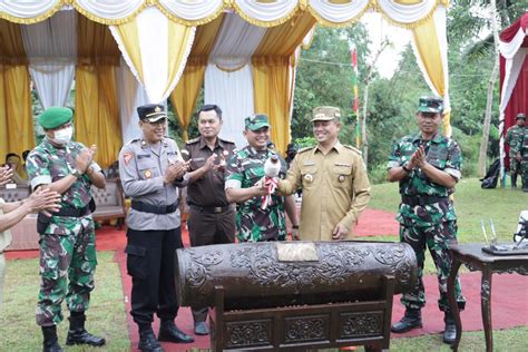 TMMD Sengkuyung Tahap III TNI Bangun Jalan Dan Talud Di Giyanti