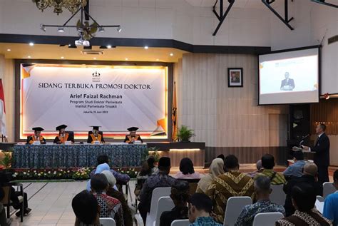 Institut Pariwisata Trisakti Lahirkan Lulusan Doktor Pariwisata Pertama