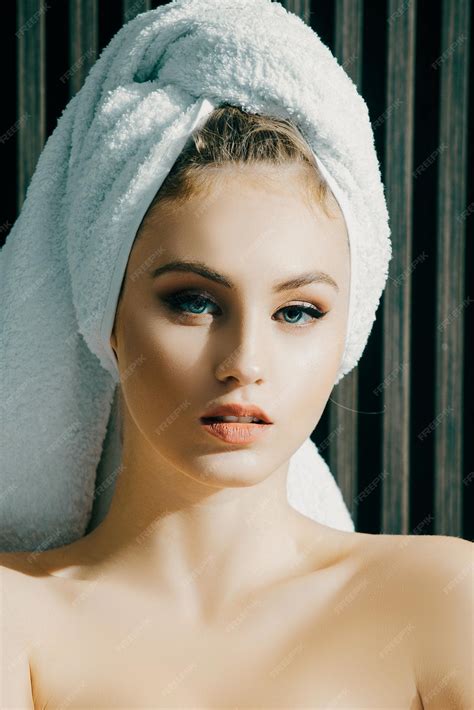 Premium Photo Portrait Of Sensual Woman With A Towel Wrapped Around