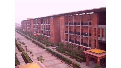 Jaypee Institute Of Information Technology Noida