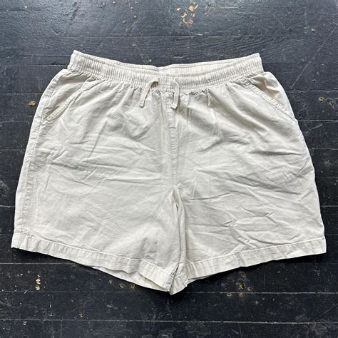 Vintage 90s Gloria Vanderbilt Cream Cotton Shorts Depop