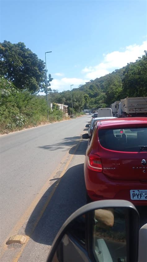 Motoristas Enfrentam Tr Nsito Lento Pr Ximo A Obra Da Nova Ponte De