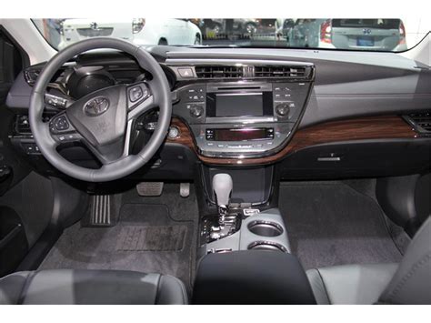 2014 Toyota Avalon: 28 Interior Photos | U.S. News