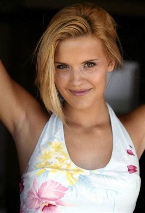 Kelly Rowland Hot Maggie Grace