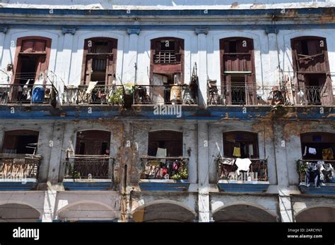 Colonial house caribbean residential hi-res stock photography and ...