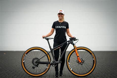 La Canyon Lux CF SLX Di Emily Batty MTB VCO