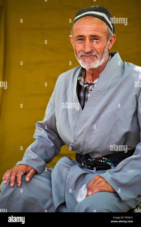 Portrait Tajik Man Hi Res Stock Photography And Images Alamy