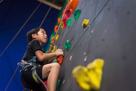 Best Kids Rock Climbing Singapore Pandan Gardens Verticlimb